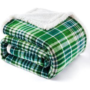 Touchat Sherpa Plaid Throw Blanket, 60″ X 70″Fuzzy Fluffy Cozy Soft Blanket, Fleece Flannel Plush Twin Size Microfiber Blanket for Couch Bed Sofa (Brown)(Checkered Green)