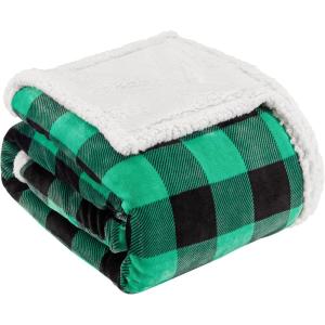 Touchat Sherpa Red and Black Buffalo Plaid Christmas Twin Blanket 60″ X 70″, Fuzzy Fluffy Soft Cozy Throw Blanket, Fleece Flannel Plush Microfiber Blanket for Couch Bed Sofa(Green)